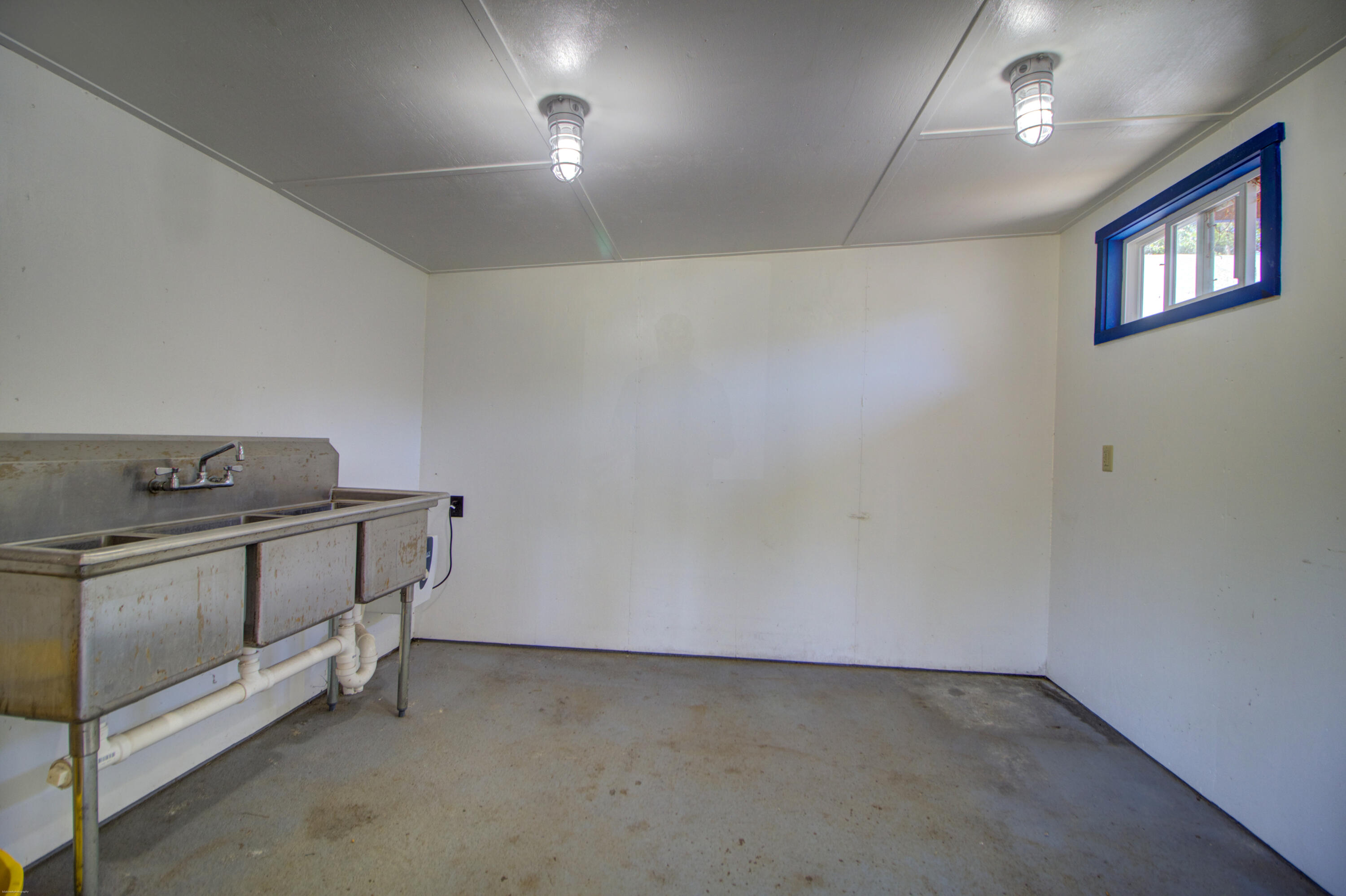 9760 State Rd S-10-1336 McClellanville, SC 29458 - Photo 68 of 98 Honey kitchen