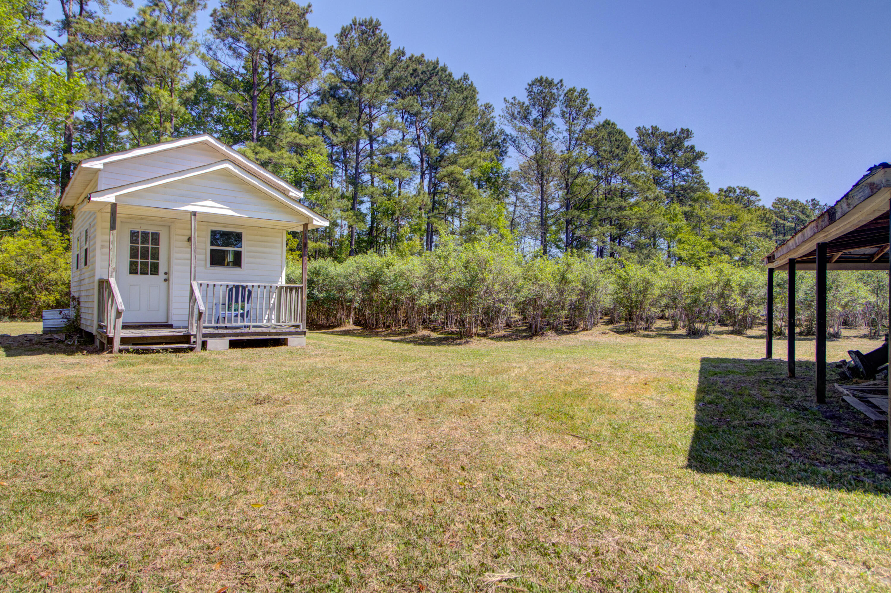 9760 State Rd S-10-1336 McClellanville, SC 29458 - Photo 80 of 98 Guest house3