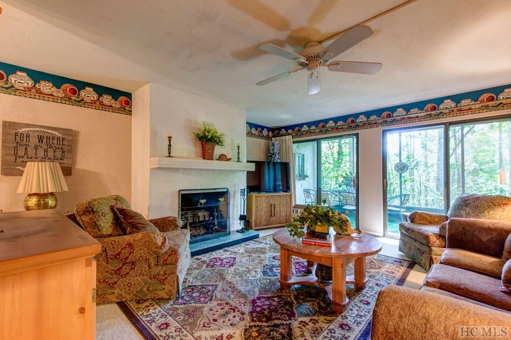 435 Overlook Road, Unit 1B Sapphire, NC 28774 - Photo 5 of 42 Gallery Image 5