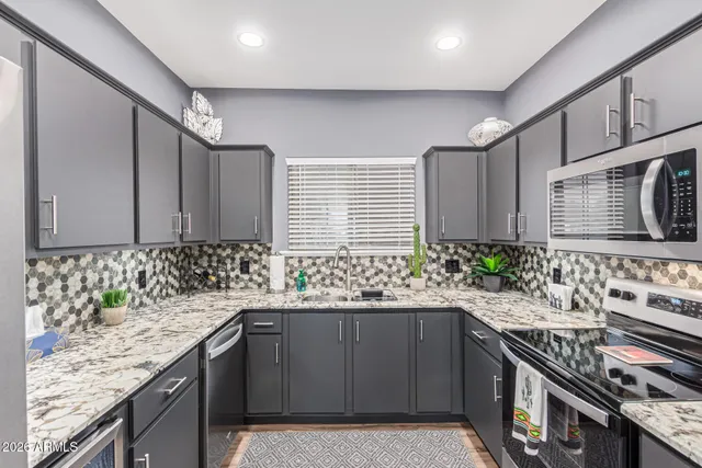 $320,000 | 1941 South Pierpont Drive, Unit 1142, Mesa, AZ 85206