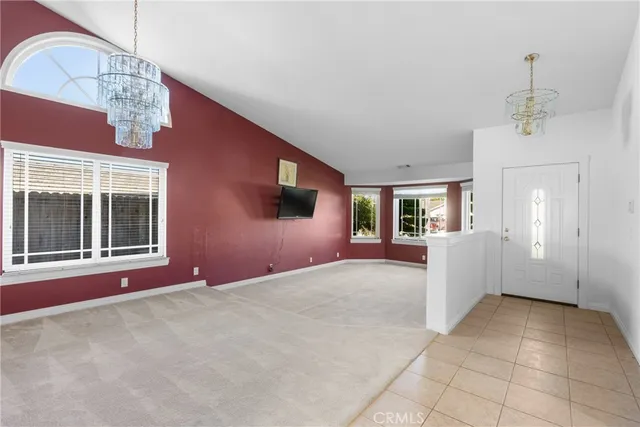 a view of livingroom with furniture