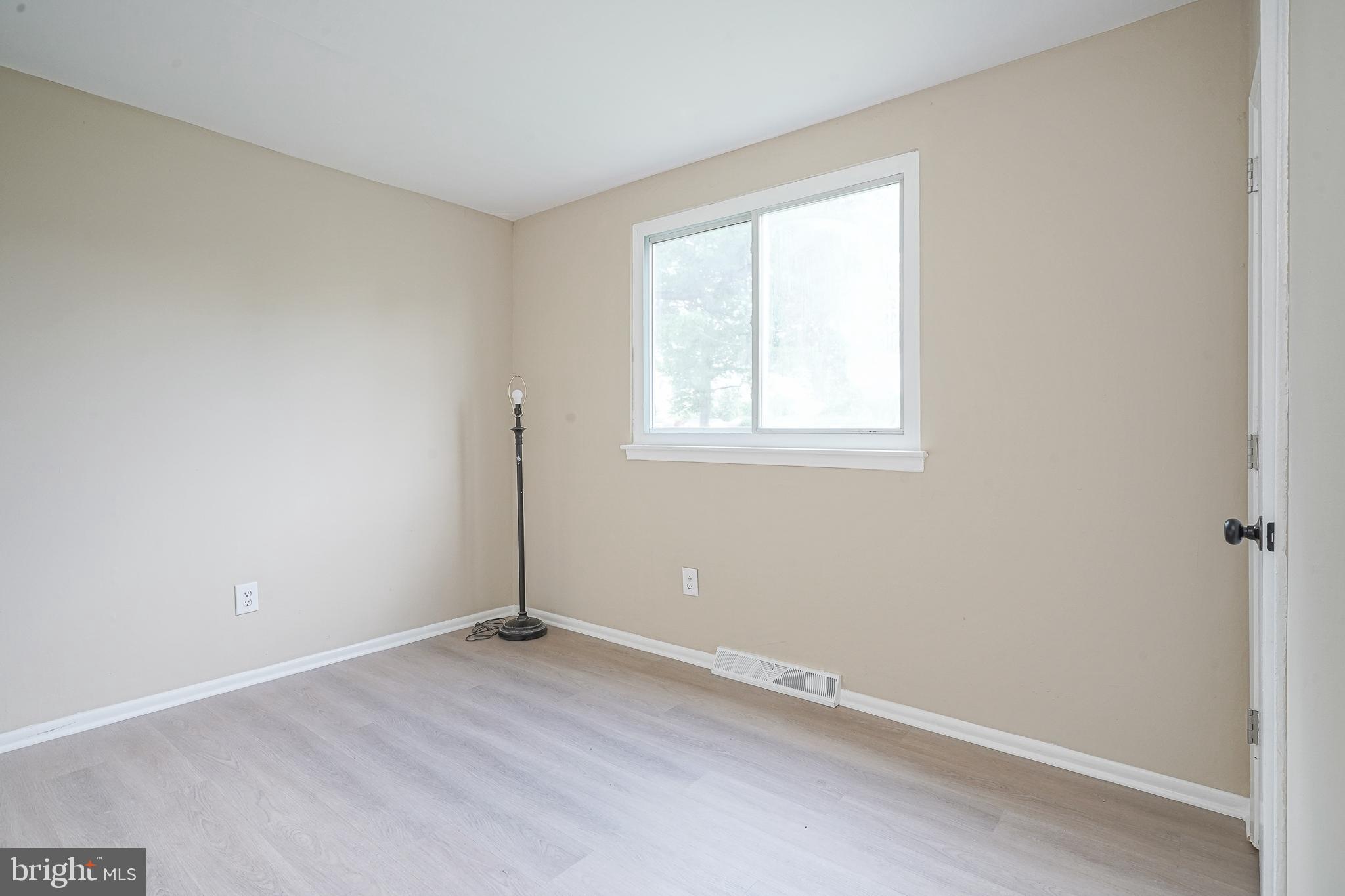 220 College Drive Pemberton, NJ 08068 - Photo 16 of 49