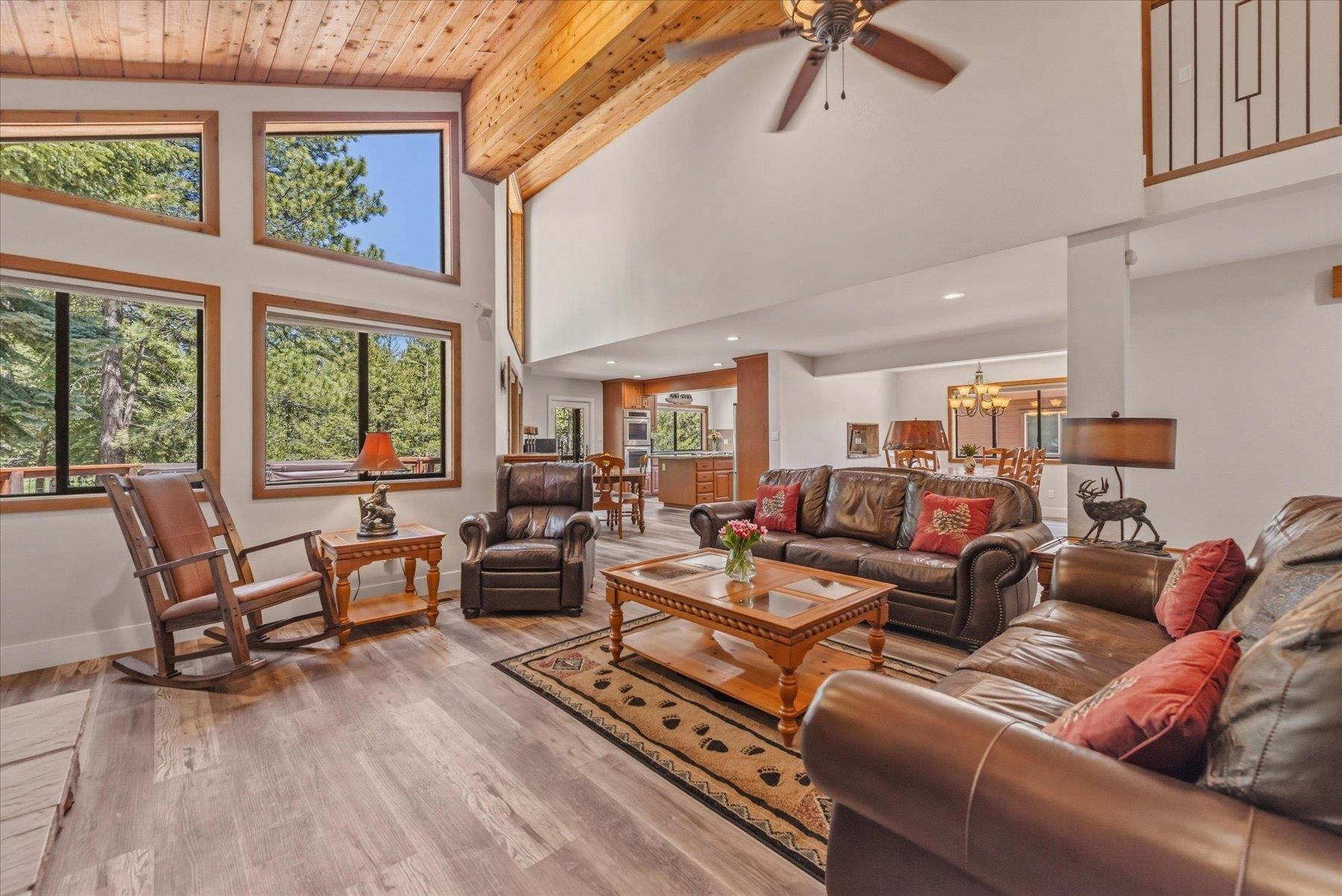 11442 Chalet Road Truckee, CA 96161 - Photo 7 of 28