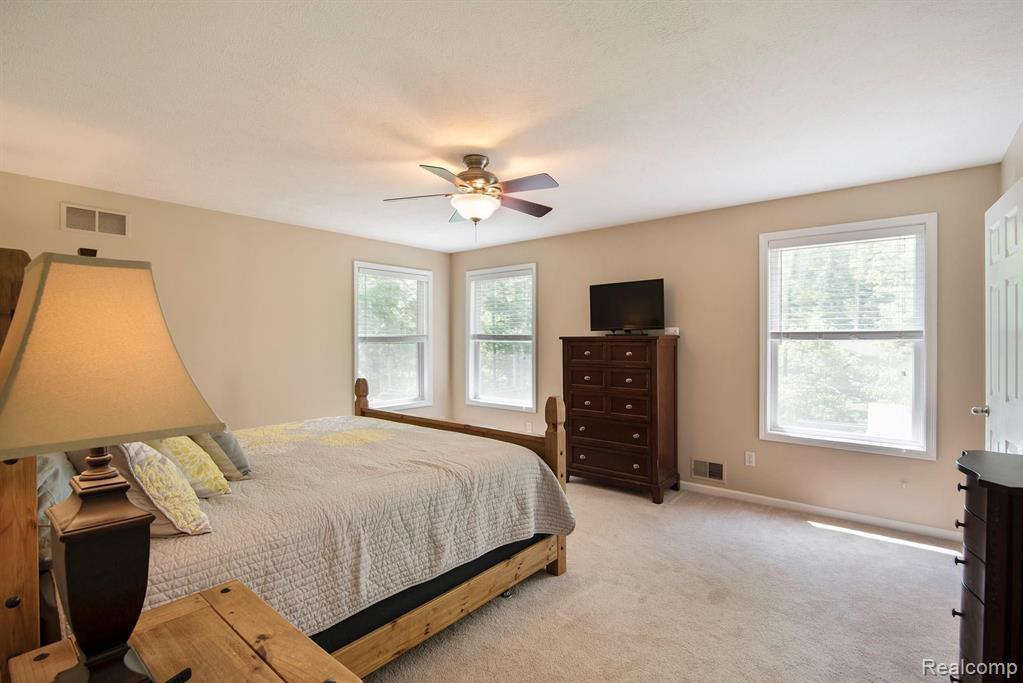 4366 Faussett Road Howell, MI 48855 - Photo 21 of 32