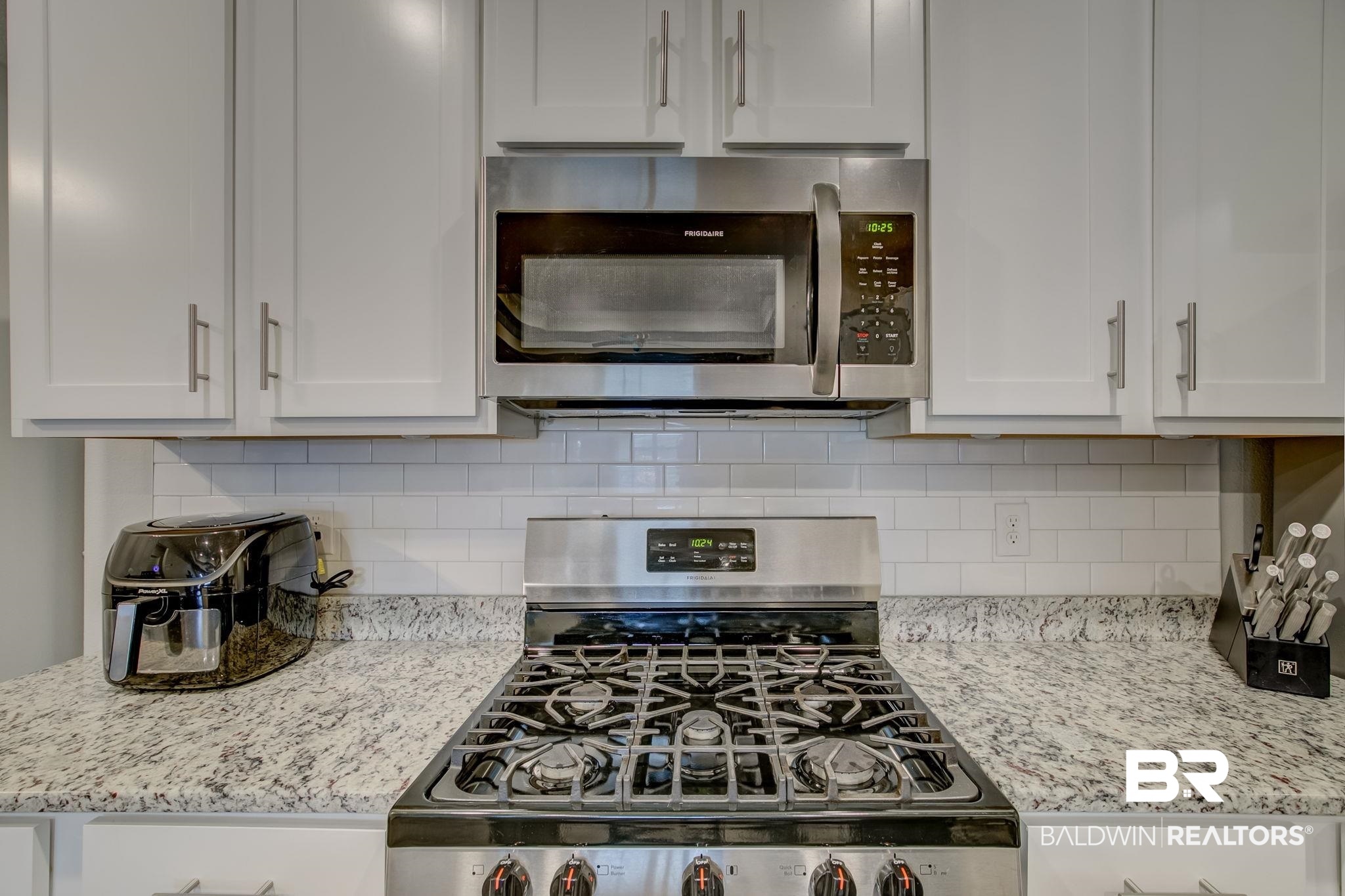 13073 Sanderling Loop Daphne, AL 36527 - Photo 16 of 49 Kitchen