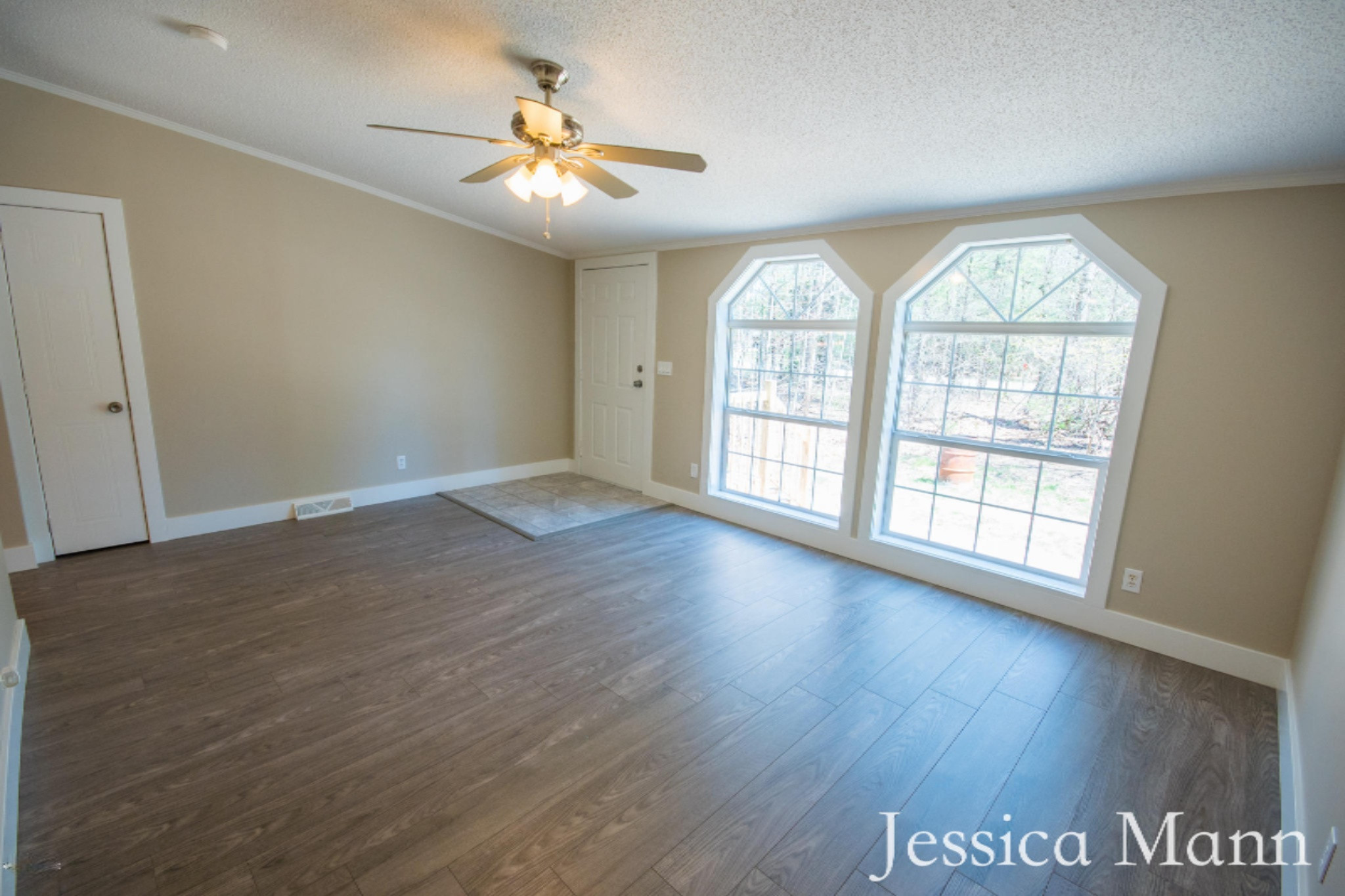 1623 South Sullivan Road Ravenna, MI 49451 - Photo 1 of 13 Livingrm #1
