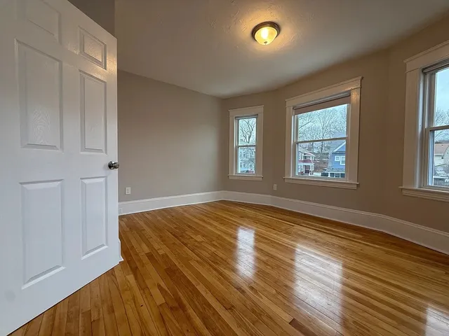 $2,200 | 1301 Main Street, Unit 2, Worcester, MA 01603