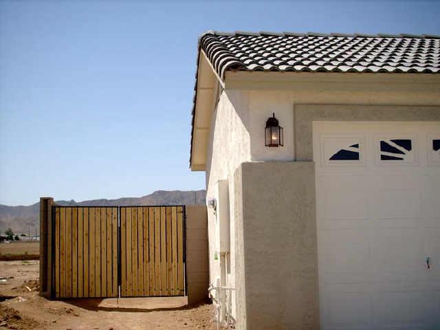2033 West Carter Road Phoenix, AZ 85041 - Photo 2 of 3 Additional Photo