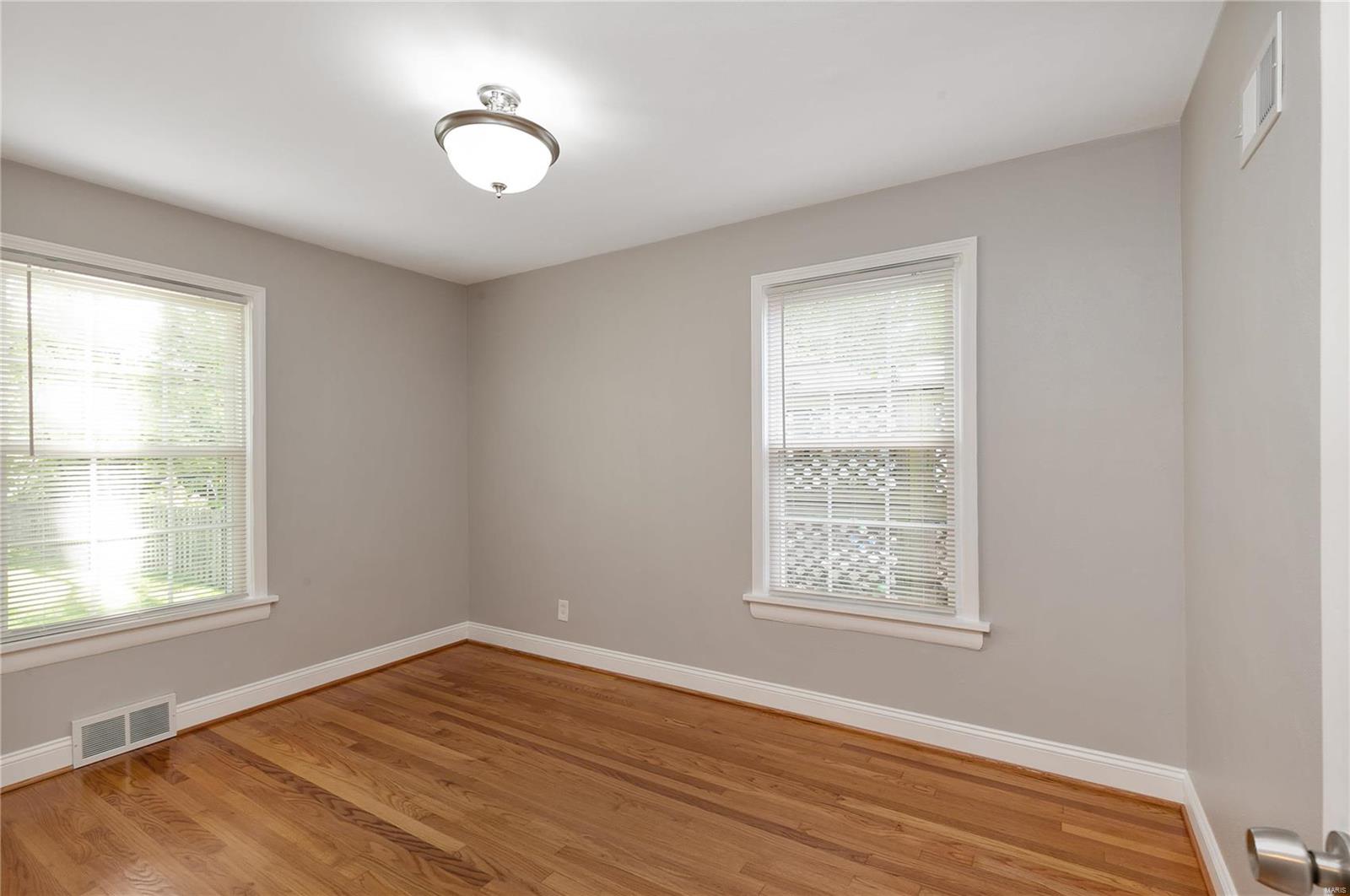 1325 North Berry Road St. Louis, MO 63122 - Photo 18 of 26 Gallery Image 18