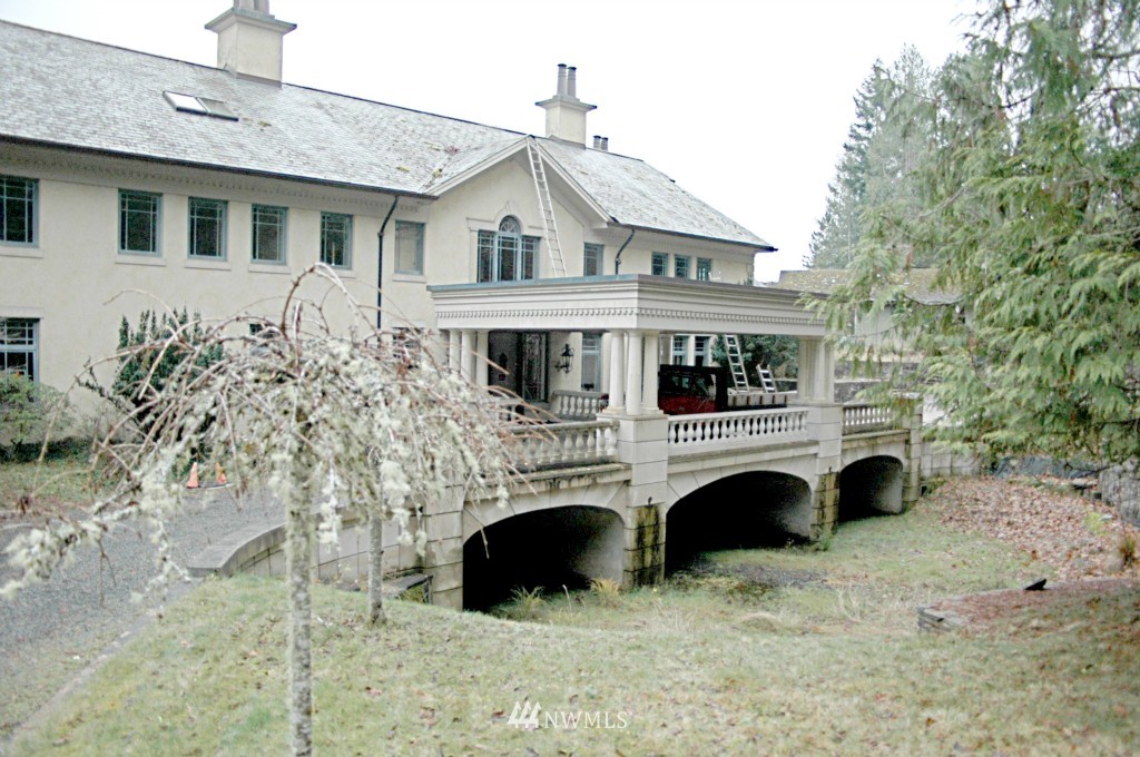 5500 Cooper Point Road Northwest Olympia, WA 98502 - Photo 1 of 1 Gallery Image 1