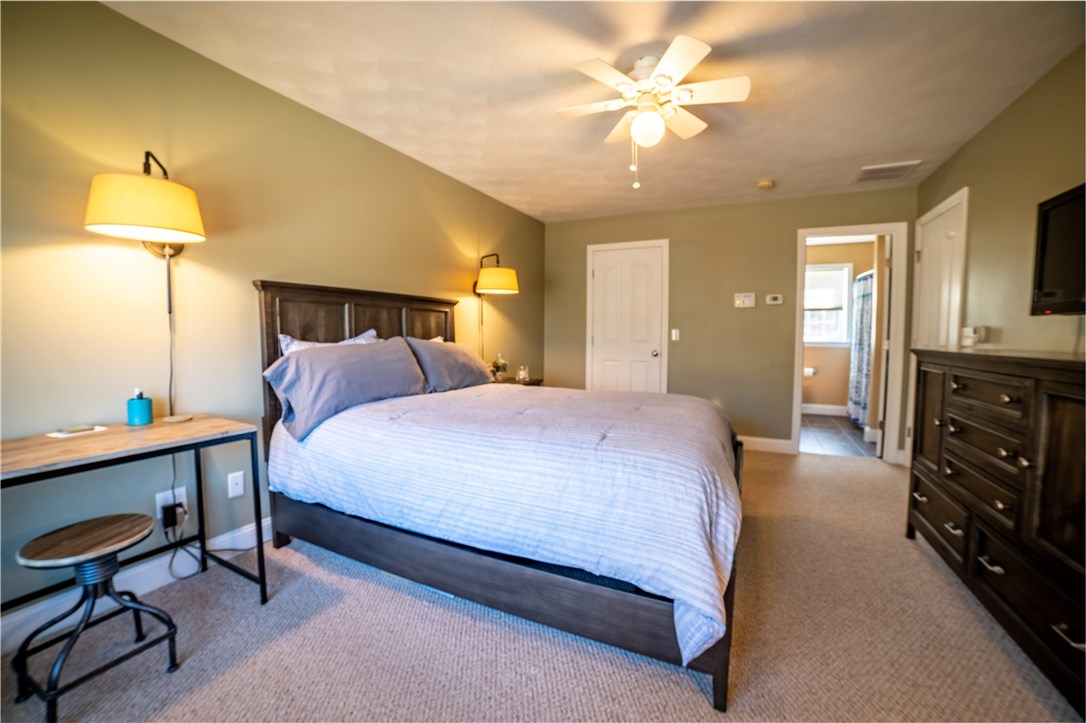 3 Ridgeland Road Smithfield, RI 02917 - Photo 17 of 22
