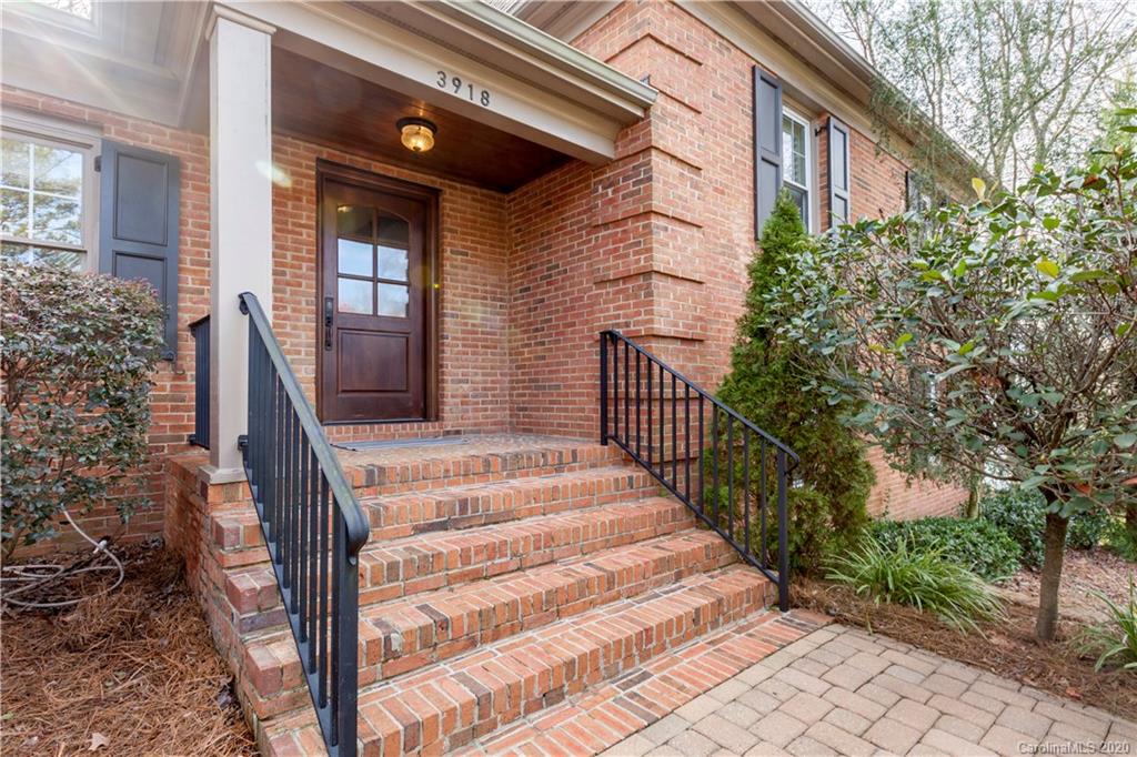 3918 Chevington Road Charlotte, NC 28226 - Photo 1 of 41 Gallery Image 1