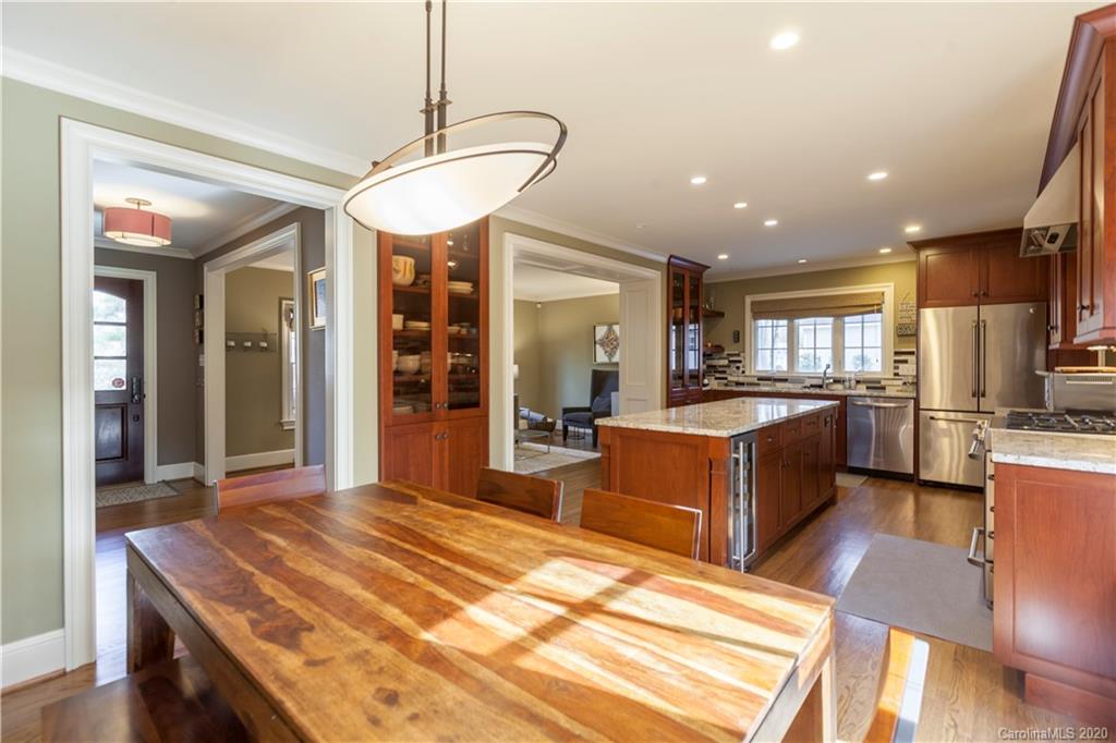 3918 Chevington Road Charlotte, NC 28226 - Photo 12 of 41 Gallery Image 12