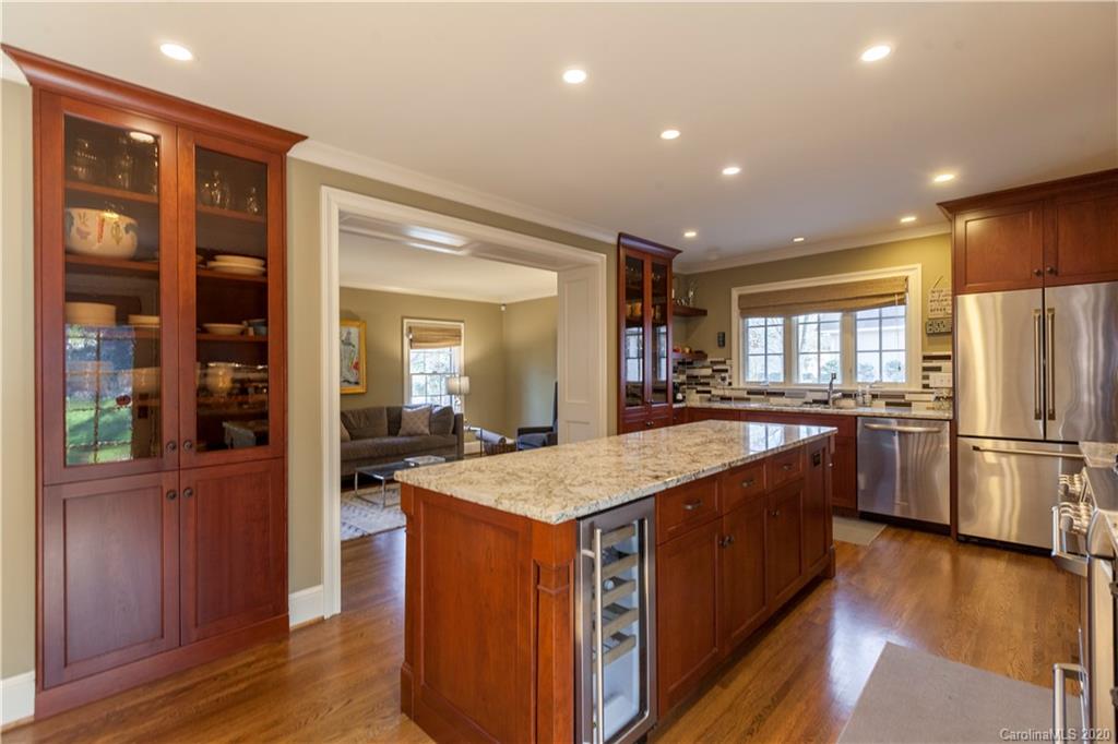 3918 Chevington Road Charlotte, NC 28226 - Photo 13 of 41 Gallery Image 13