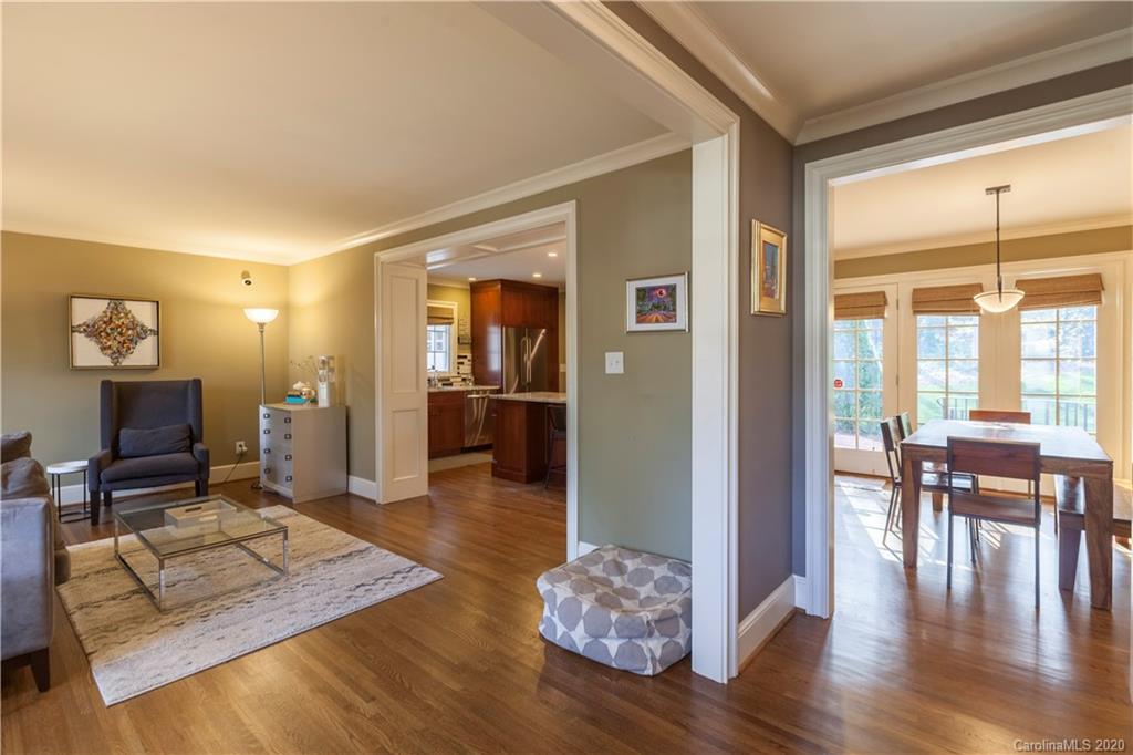 3918 Chevington Road Charlotte, NC 28226 - Photo 3 of 41 Gallery Image 3