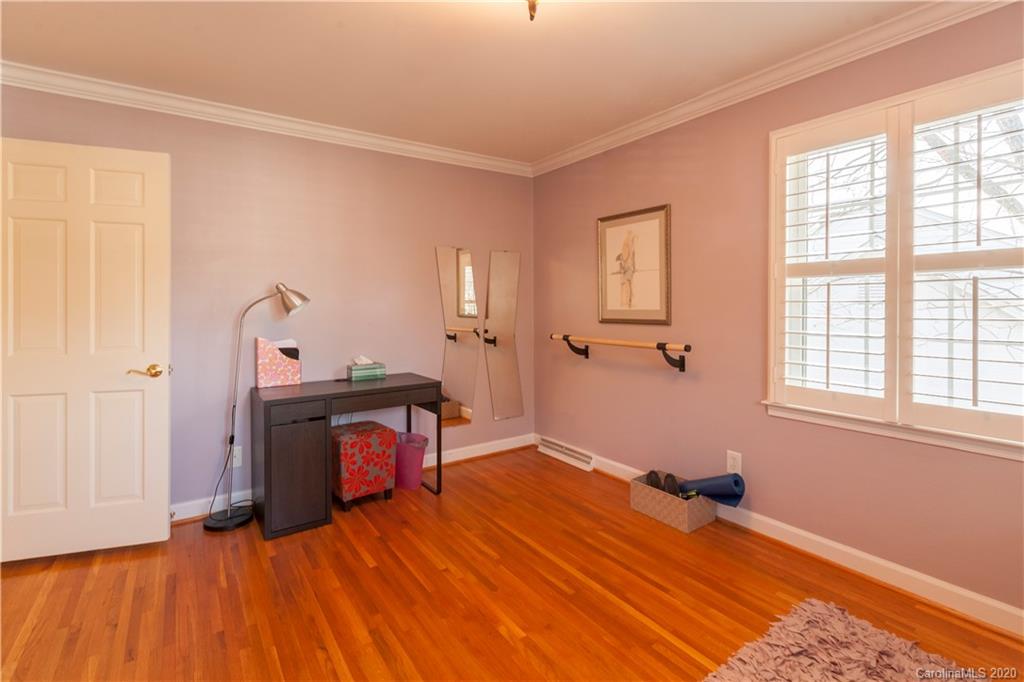 3918 Chevington Road Charlotte, NC 28226 - Photo 32 of 41 Gallery Image 32