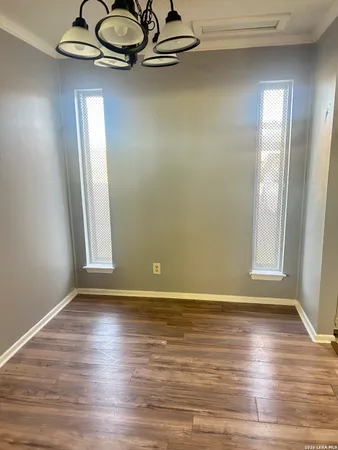 $1,350 | 1051 Country Club Drive, Unit 28, Seguin, TX 78155