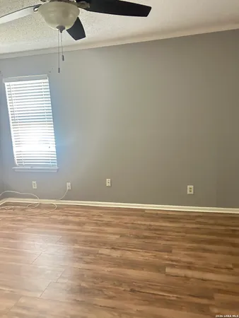 $1,350 | 1051 Country Club Drive, Unit 28, Seguin, TX 78155