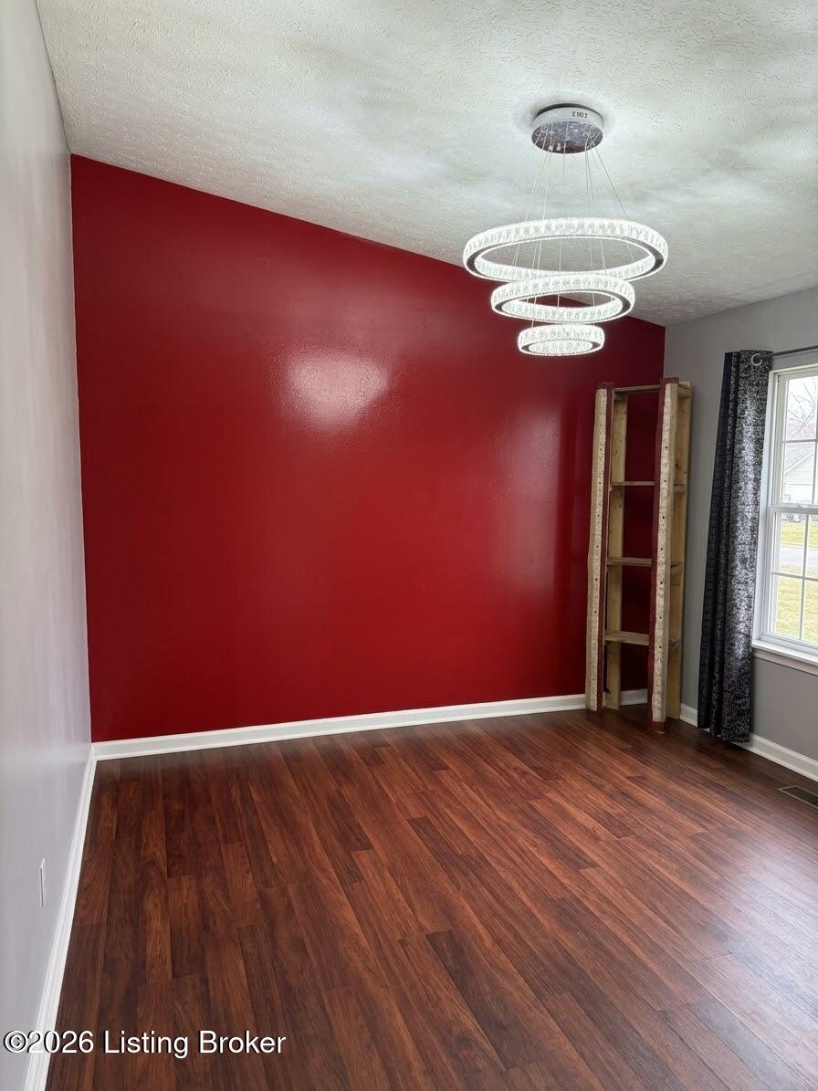 399 Seminole Road Radcliff, KY 40160 - Photo 4 of 28 IMG_3715