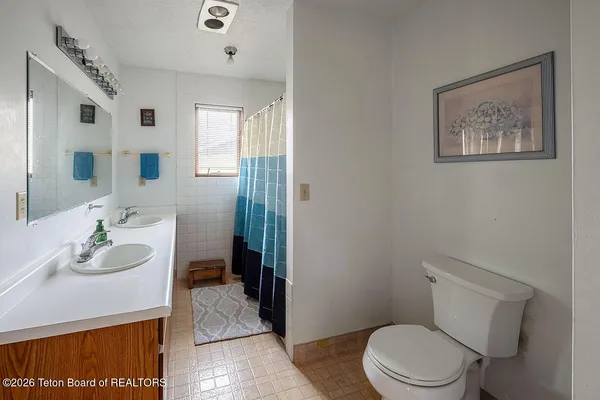 $795,000 | 731 County Road 129, Grover, WY 83122