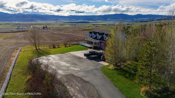 $795,000 | 731 County Road 129, Grover, WY 83122