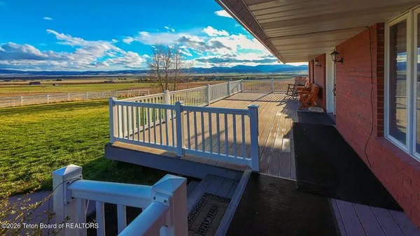 $795,000 | 731 County Road 129, Grover, WY 83122