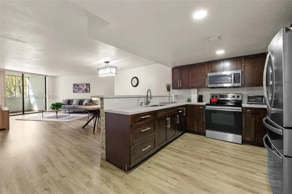 $249,000 | 10852 North Kendall Drive, Unit 317, Miami, FL 33176