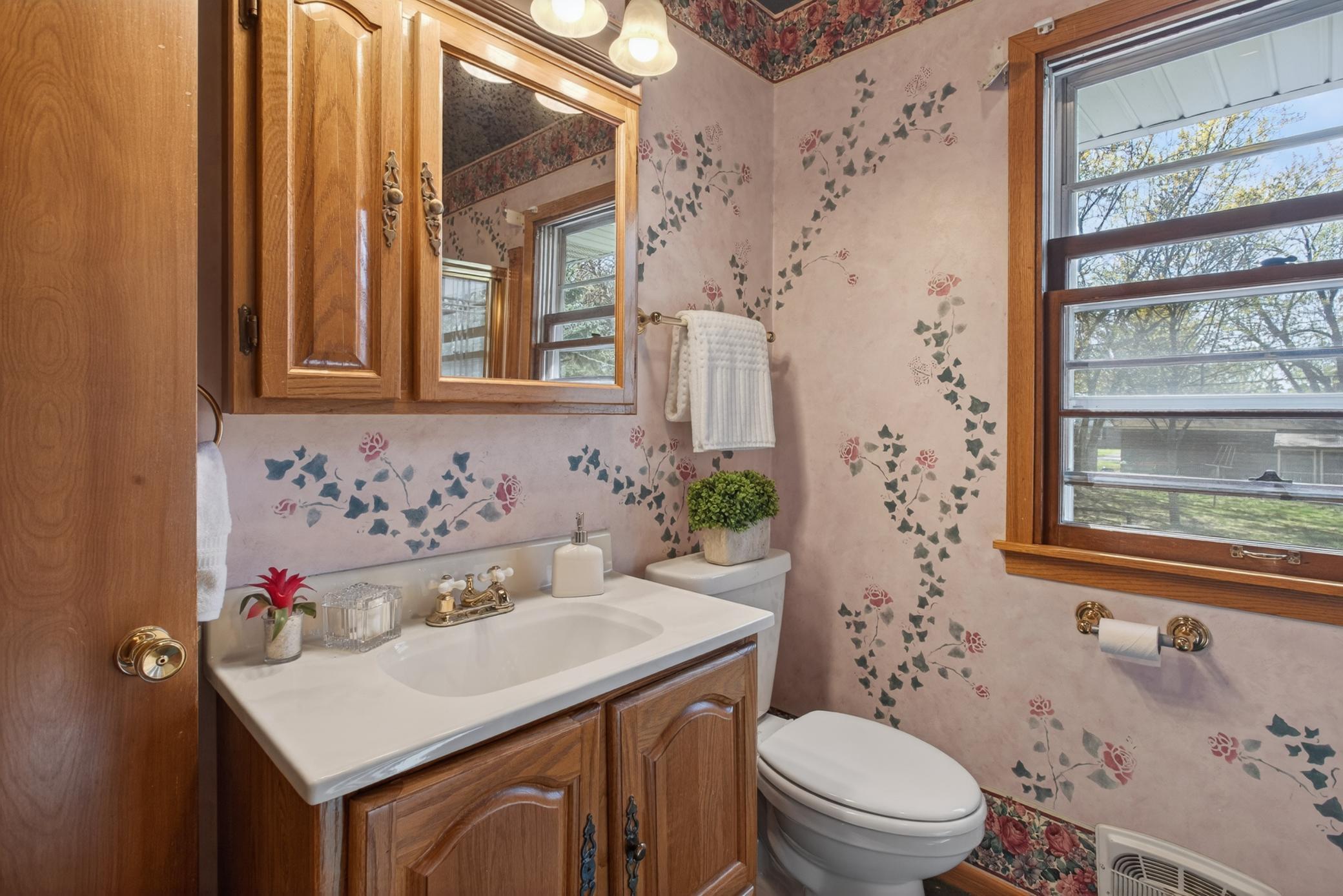 8024 Madison Street Northeast Spring Lake Park, MN 55432 - Photo 6 of 18 Gallery Image 6