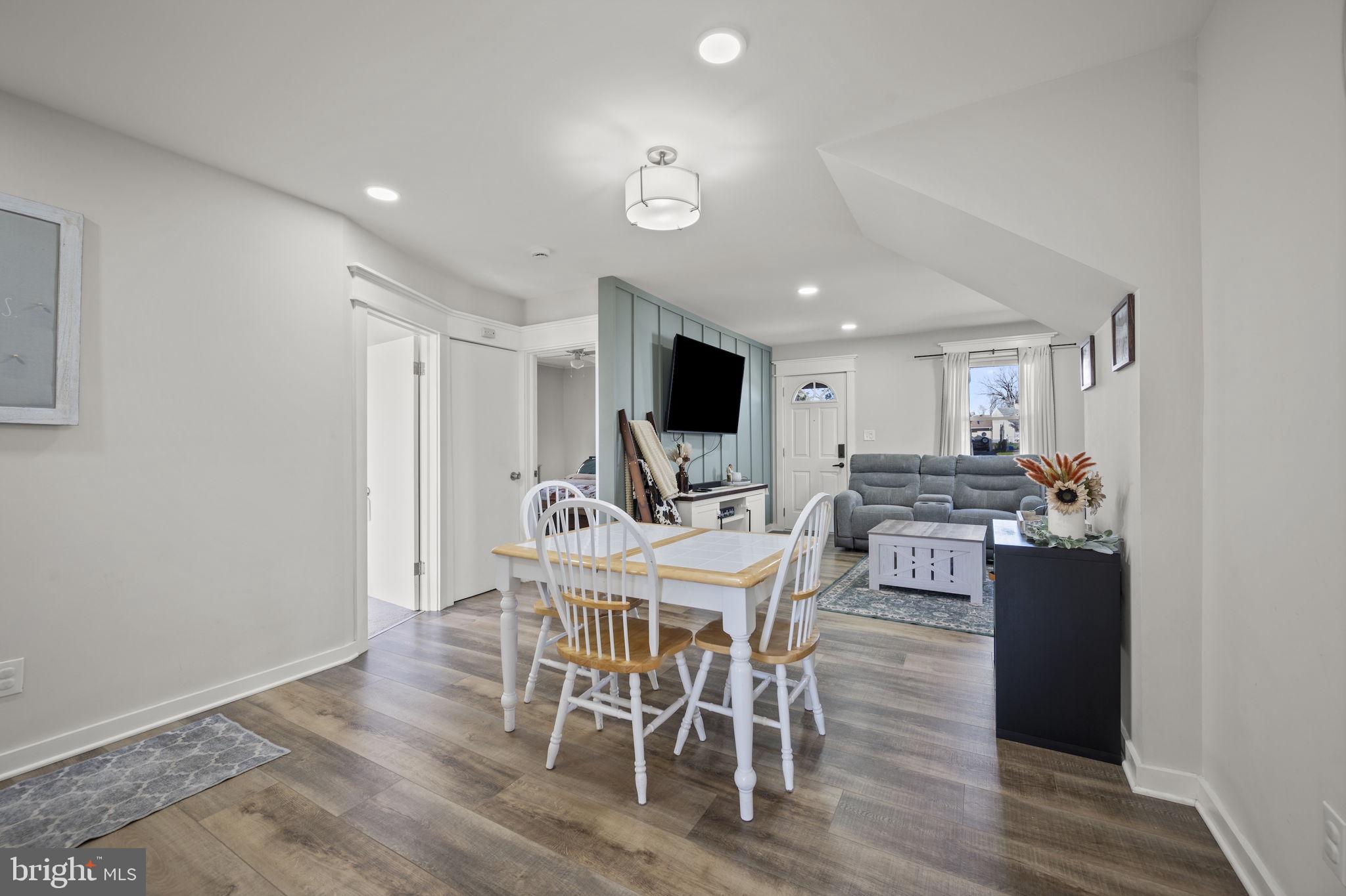 214 Parkwood Road Dundalk, MD 21222 - Photo 26 of 44