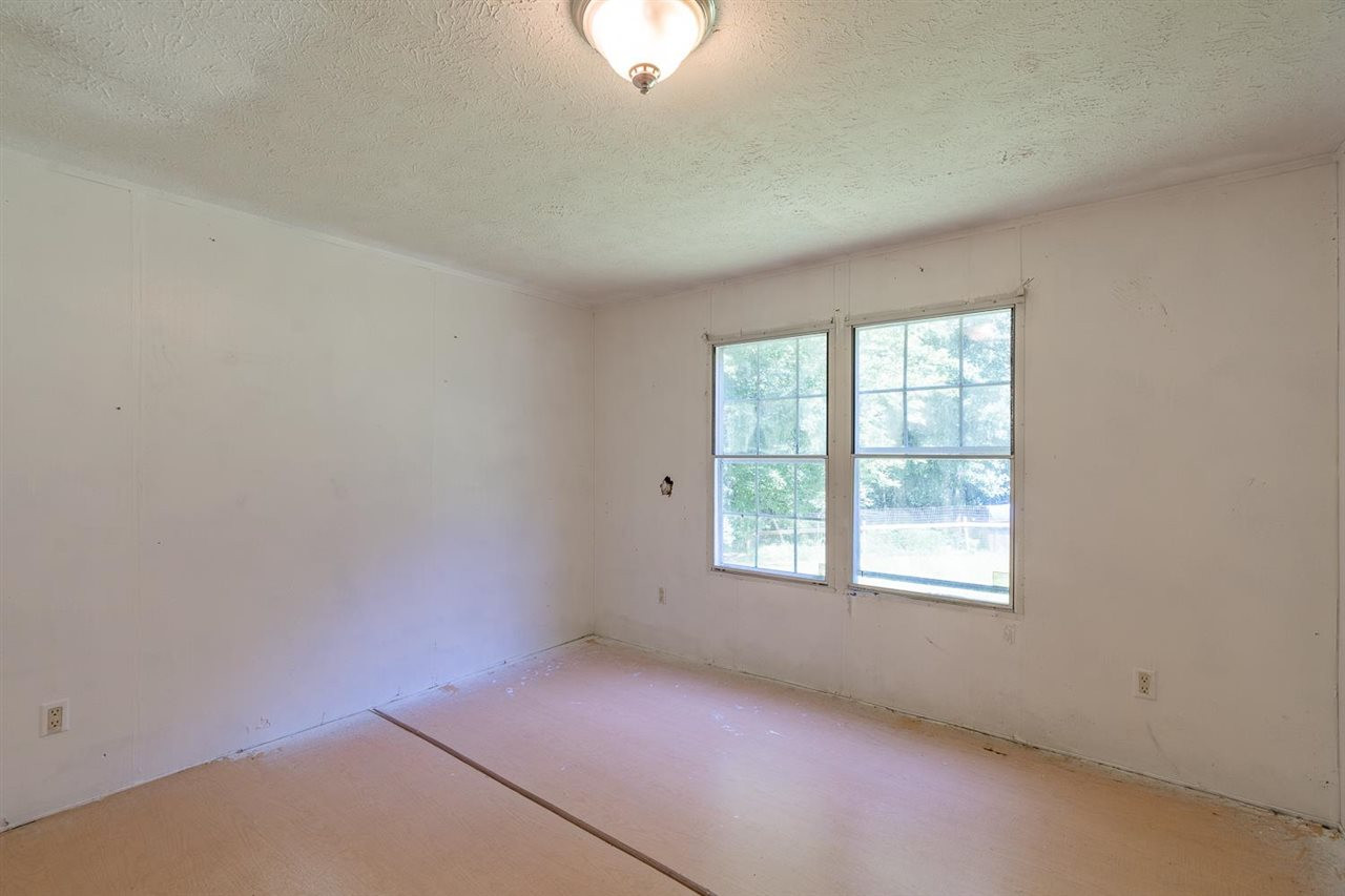 3100 Antelope Lane Raleigh, NC 27610 - Photo 14 of 17 Photo 14