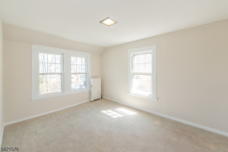 10 Butler Pass Mount Tabor, NJ 07878 - Photo 12 of 19 an empty room with windows