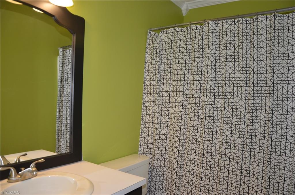 165 Hampton Road Winston-Salem, NC 27103 - Photo 20 of 30 Gallery Image 20