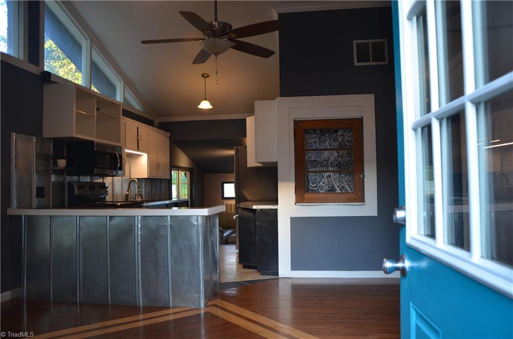 165 Hampton Road Winston-Salem, NC 27103 - Photo 4 of 30 Gallery Image 4