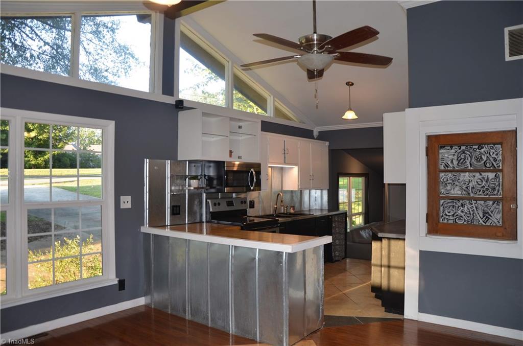 165 Hampton Road Winston-Salem, NC 27103 - Photo 8 of 30 Gallery Image 8