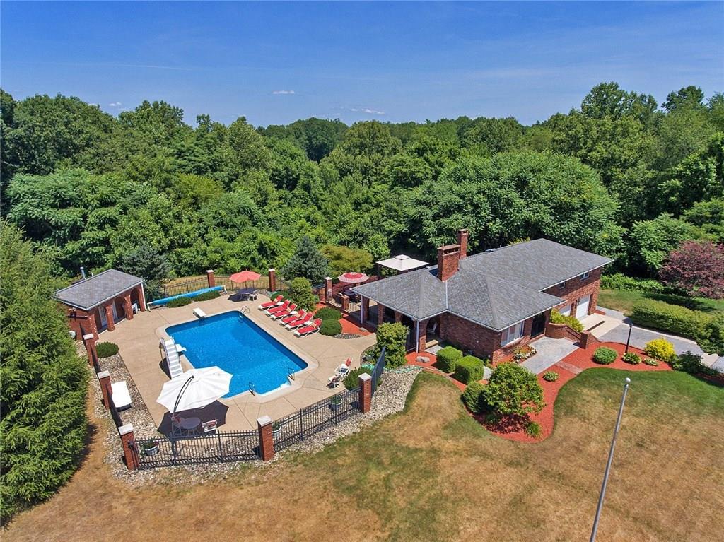 14259 Winchester Road Trafford, PA 15085 - Photo 2 of 25 Gallery Image 2