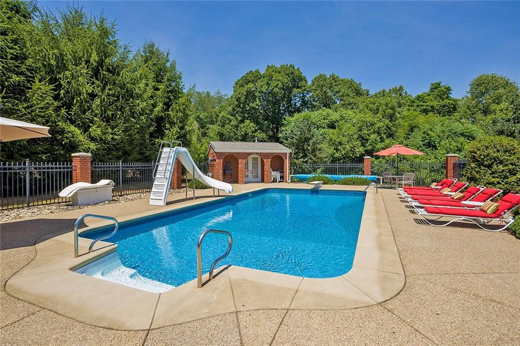 14259 Winchester Road Trafford, PA 15085 - Photo 3 of 25 Gallery Image 3
