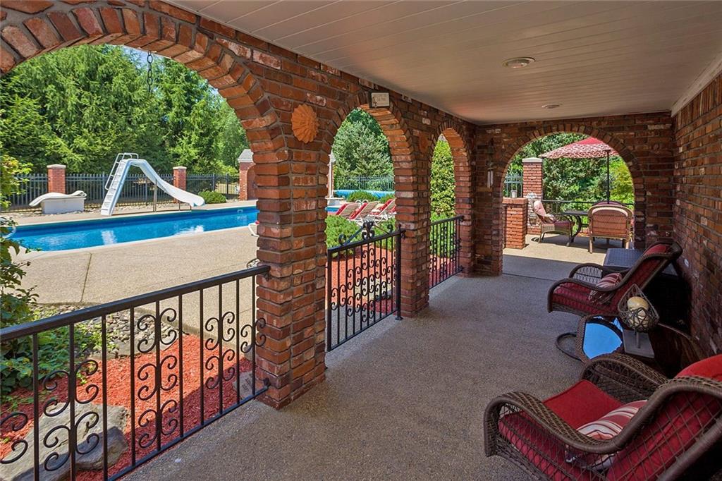 14259 Winchester Road Trafford, PA 15085 - Photo 8 of 25 Gallery Image 8