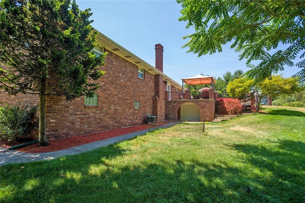 14259 Winchester Road Trafford, PA 15085 - Photo 10 of 25 Gallery Image 10