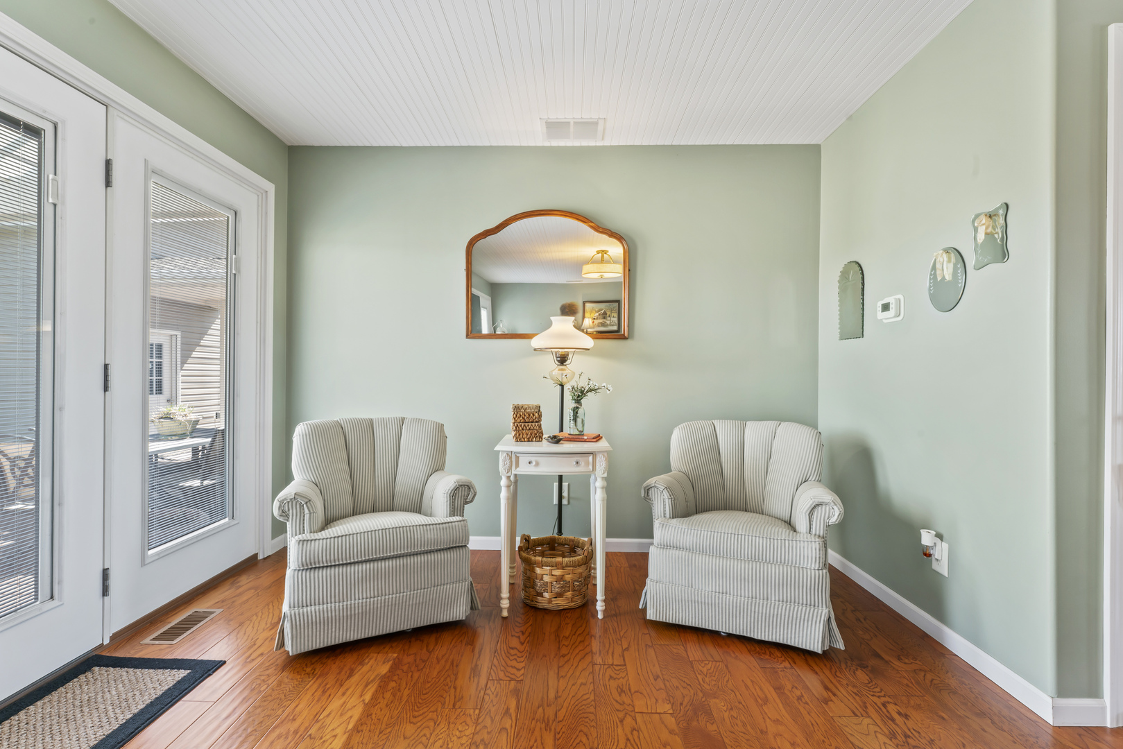 3015 North 1600 East Road Clifton, IL 60927 - Photo 10 of 46 a living room with furniture and a wooden floor