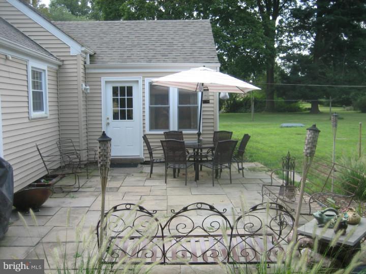 79 Blackwell Road Pennington, NJ 08534 - Photo 20 of 23 Gallery Image 20