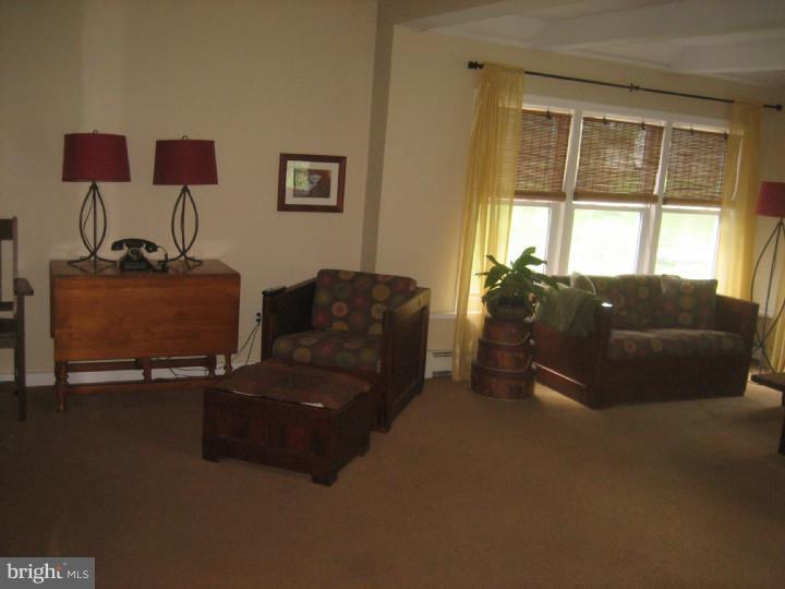 79 Blackwell Road Pennington, NJ 08534 - Photo 8 of 23 Gallery Image 8