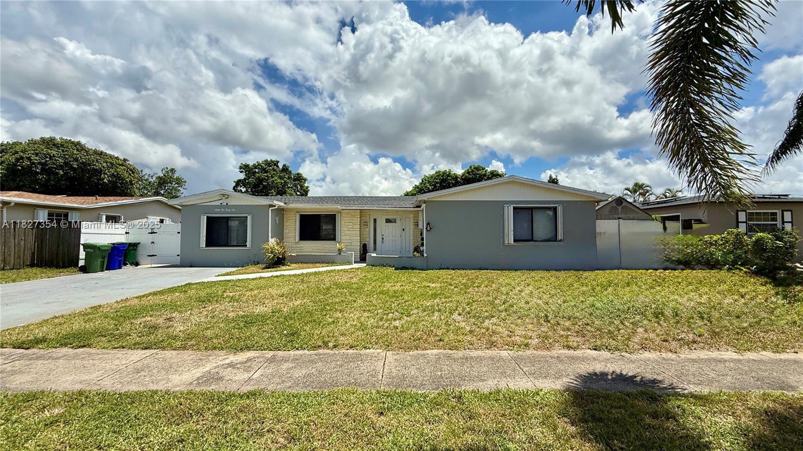 6646 Northwest 1st Ct