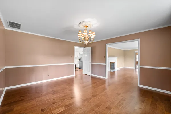 $454,900 | 230 Fairway Court, Hopkinsville, KY 42240