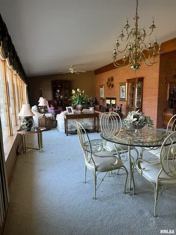 $299,500 | 944 South Lake Drive, Du Quoin, IL 62832