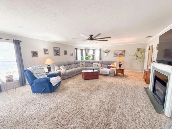 $325,000 | 1615 North Russell Street, Pampa, TX 79065