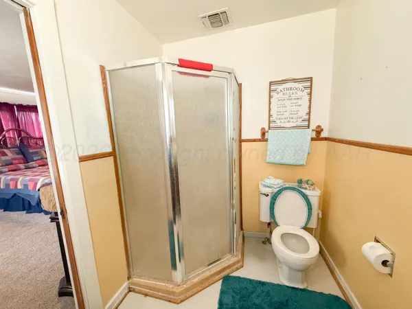 $325,000 | 1615 North Russell Street, Pampa, TX 79065