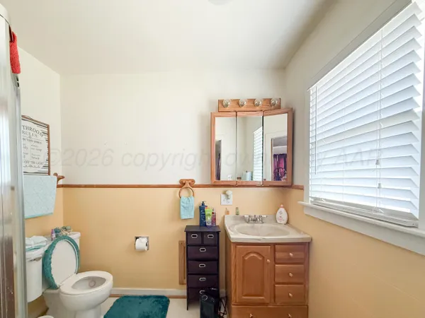 $325,000 | 1615 North Russell Street, Pampa, TX 79065