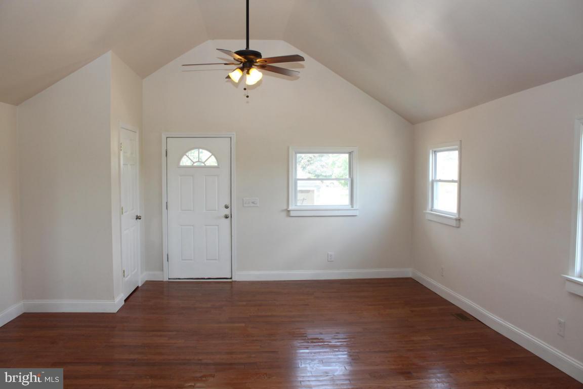 2769 Harvest Road Elizabethtown, PA 17022 - Photo 3 of 31