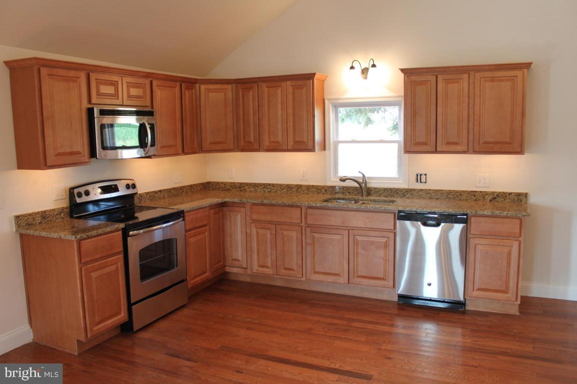 2769 Harvest Road Elizabethtown, PA 17022 - Photo 5 of 31