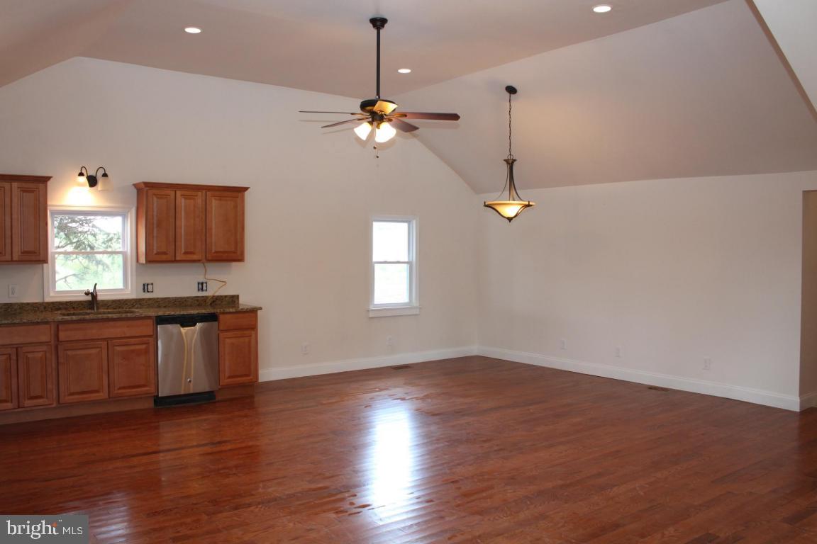 2769 Harvest Road Elizabethtown, PA 17022 - Photo 8 of 31